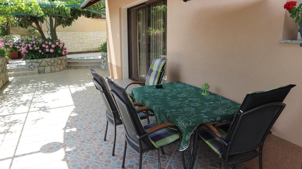 Apartment Komel Ii *