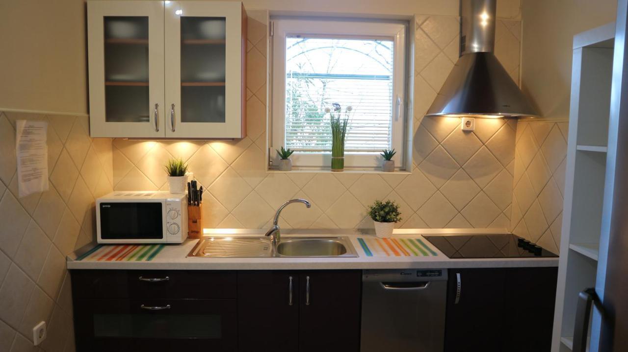 Apartment Komel Ii